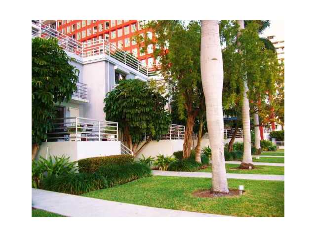 1541 BRICKELL AV # T104