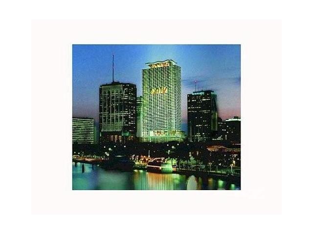 50 BISCAYNE BL # 2211