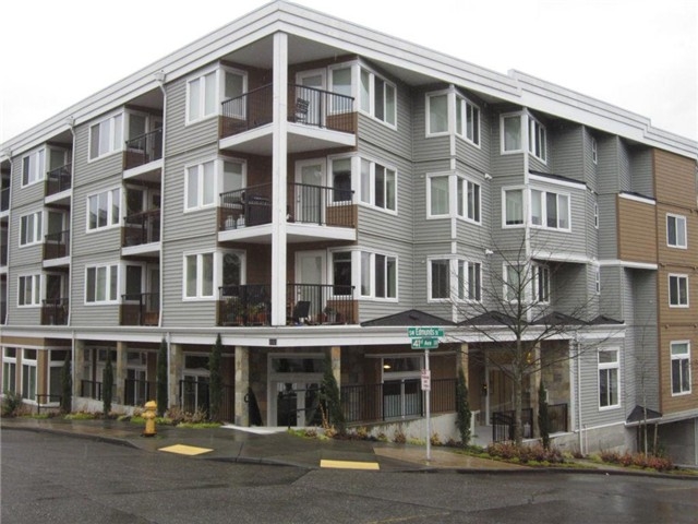 4752 41st Ave Sw Apt 104