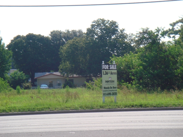 Belcher Road & Old Coachman Road