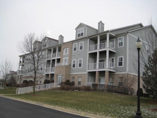 1315 W Lake St Apt 203