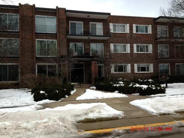 140 Franklin Pl E Apt 206