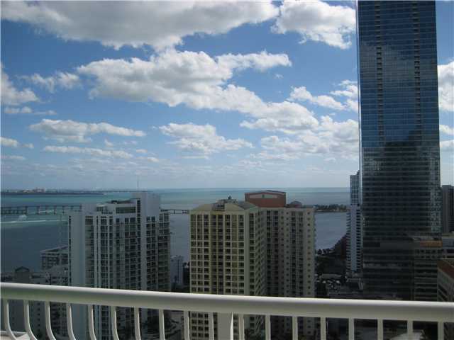 1200 BRICKELL BAY DR # 3621