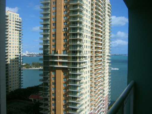 1200 BRICKELL BAY DR # 2110