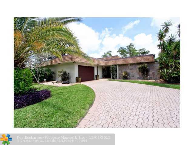 6103 ROYAL POINCIANA LN