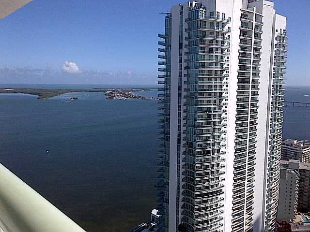 1200 BRICKELL BAY DR # 4303