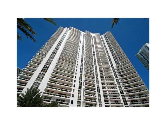 901 BRICKELL KEY BL # 904