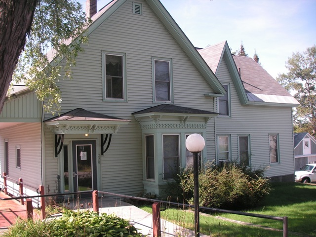 220 Cottage Street