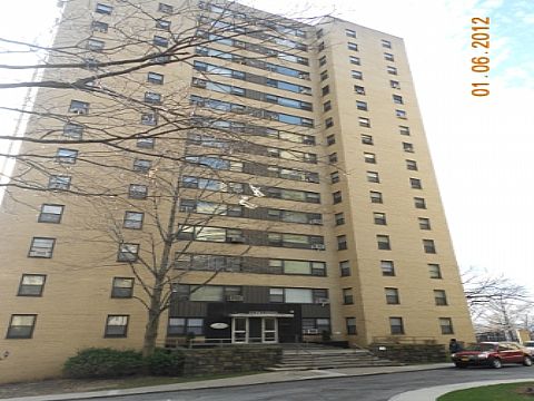 1 Fordham Hill Oval Apt 15g