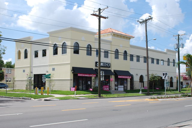 1000 W. Kennedy Blvd.