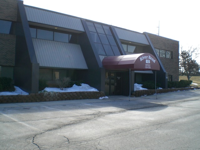 7701-7743 W. Grand River