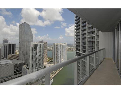 475 BRICKELL AV # 4415