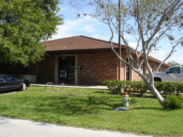 6124 S. TAMIAMI TRAIL