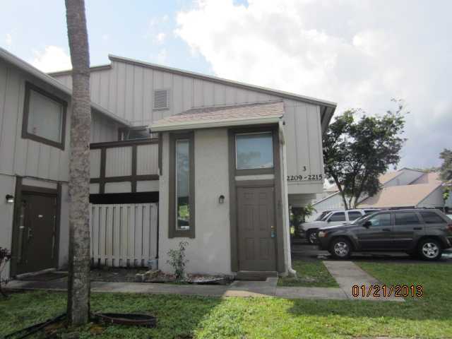 2215 NW 56TH AV # 3-E