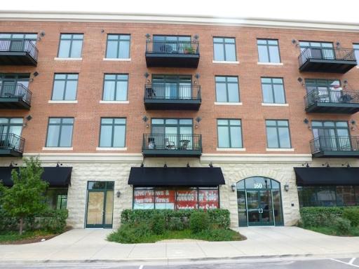 160 S River St Unit 207