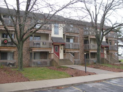 22510 Jackson Ct Apt 2b