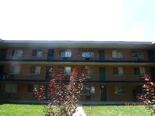 9126 S Buffalo Ave Apt 3g