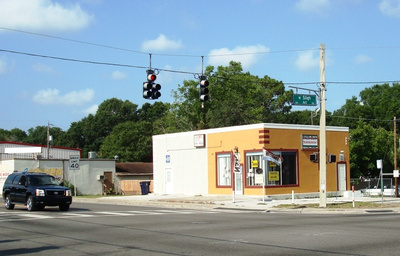 6828 N. Florida Ave.