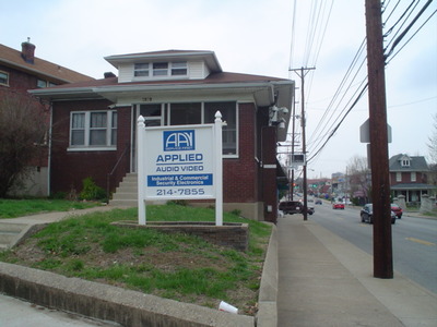 Bardstown Road  and Richmond Drive