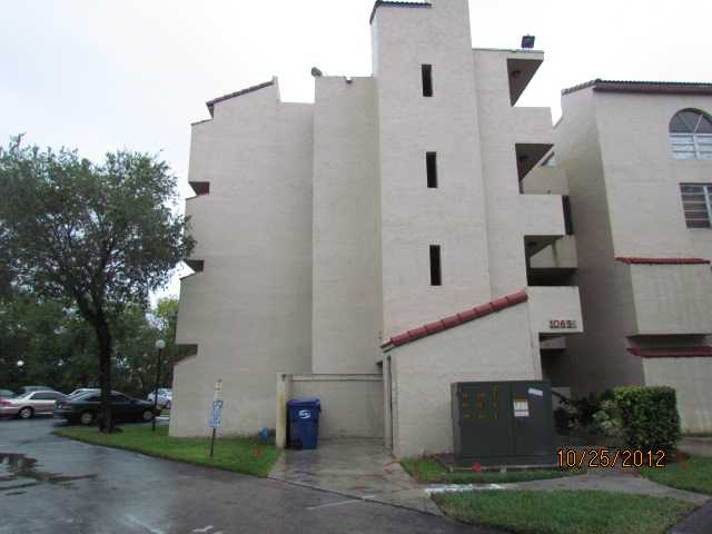 10651 SW 108 AV # 4-E