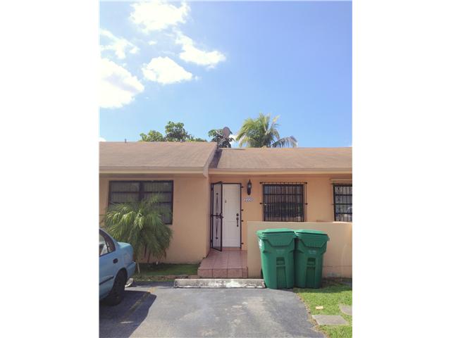 2220 SW 122 AV # 11