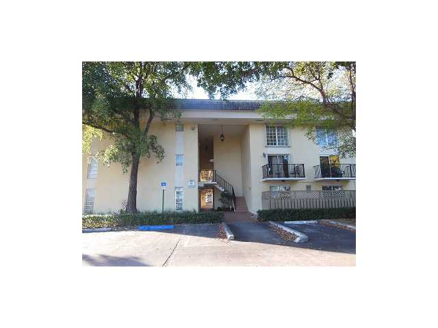 8500 SW 109 AV # 6-204