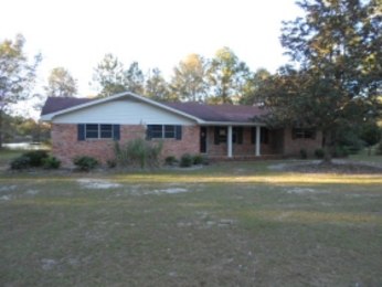 900 Bonnie Cir