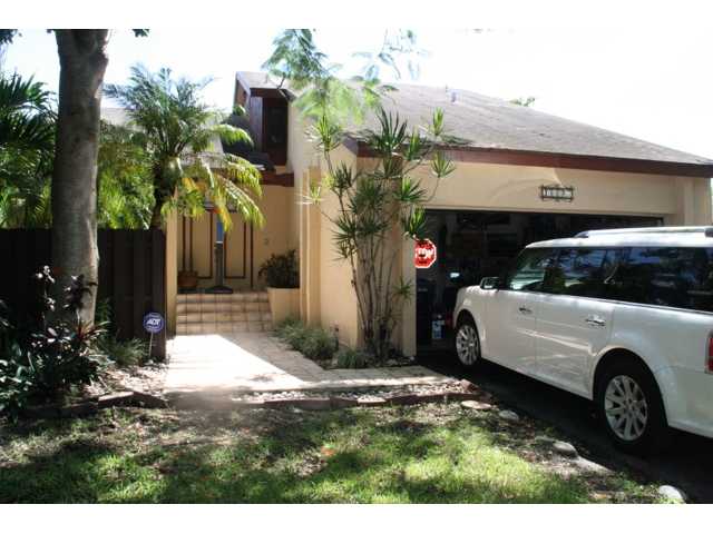 10805 SW 134 CT