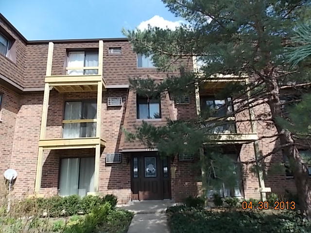 4154 Central Rd Apt 2n