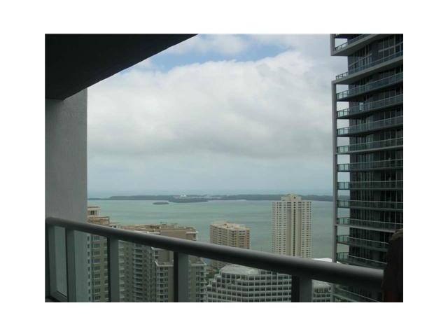 475 BRICKELL AV # 2511