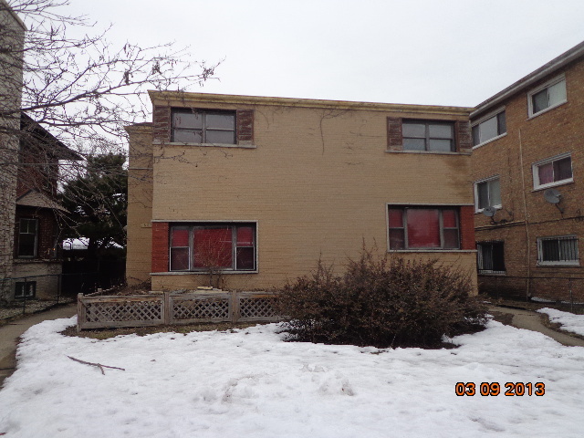 1608 W Touhy Ave Apt C