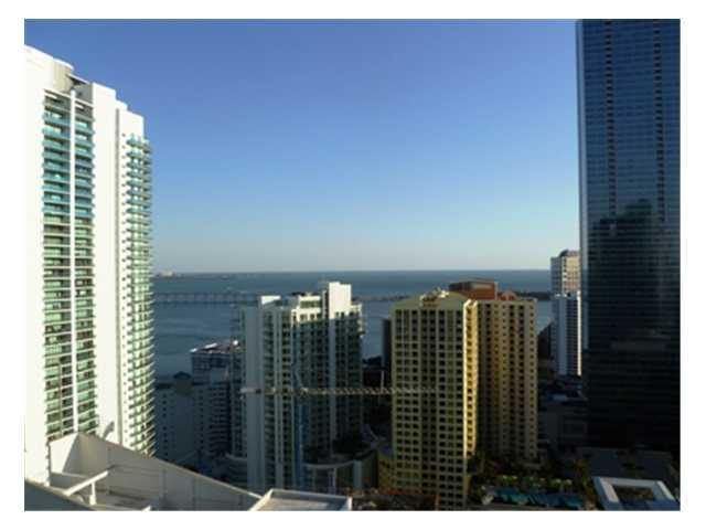 1200 BRICKELL BAY DR # 3715