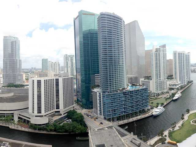 500 BRICKELL AV # 3107