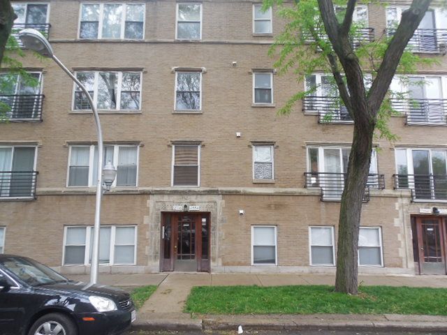 2552 W Rosemont Ave Apt 1