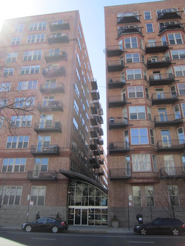 500 S Clinton St Apt 501