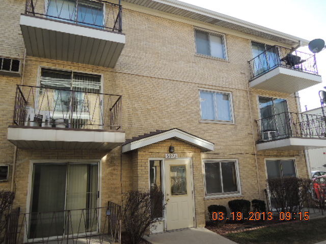 6023 W 64th Pl Apt 3