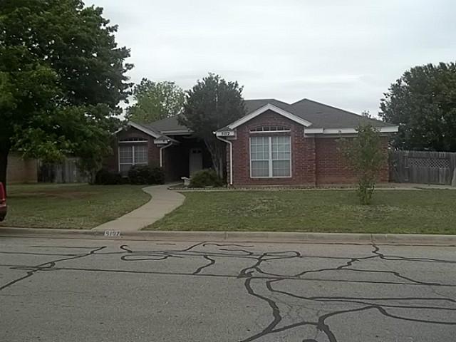 5102 Millie Ct