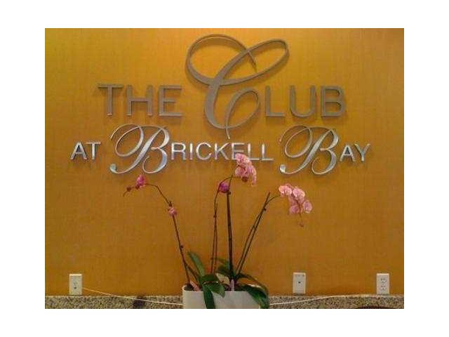 1200 BRICKELL BAY DR # 3618