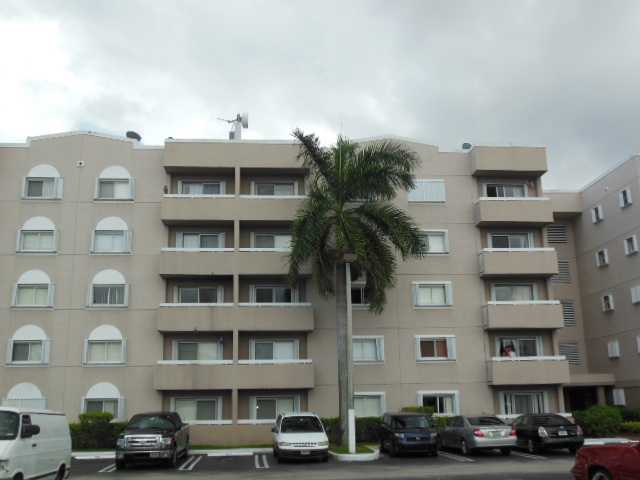 600 NW 32 PL # 106