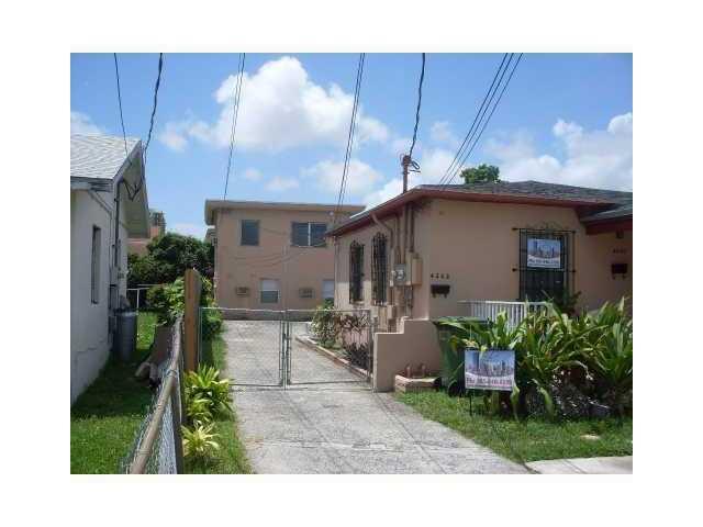 4260 NW 5 ST # #1