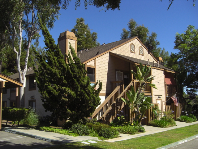 1965 Wellington Lane Unit 2