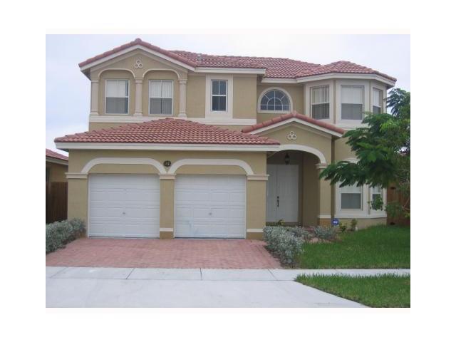 5465 SW 165 CT