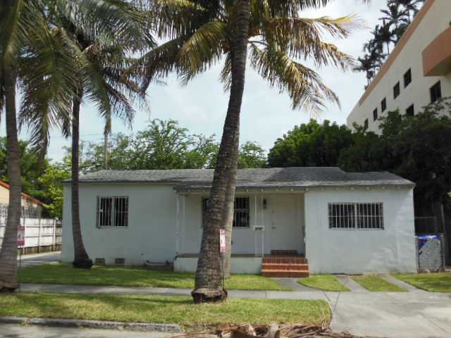 2660 SW 23 ST