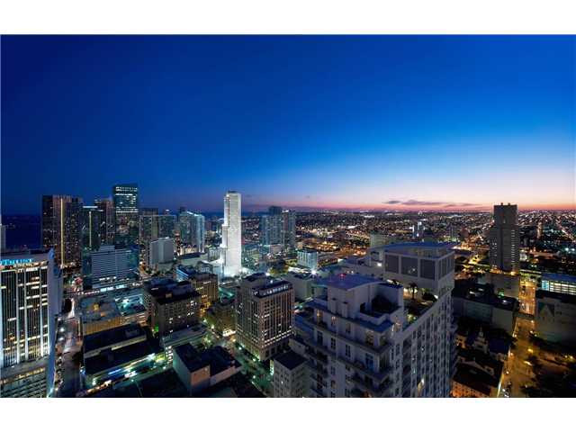 244 BISCAYNE BL # 640