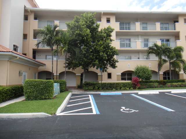 5938 Crystal Shores Dr Apt 106