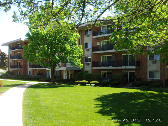 2234 S Goebbert Rd Apt 222