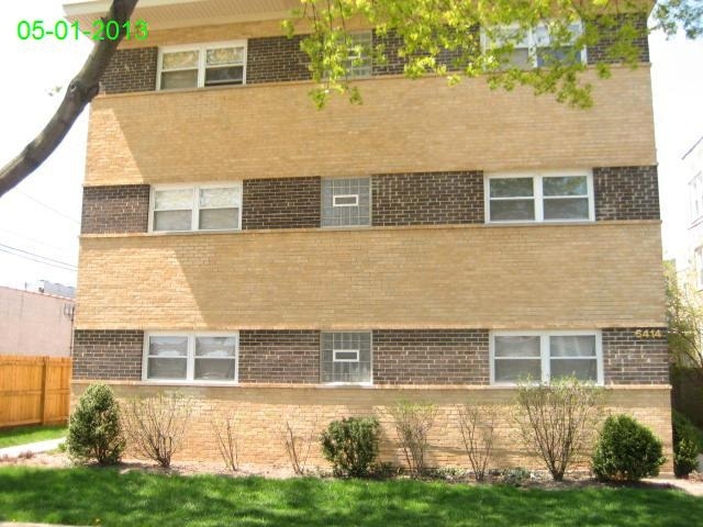 6414 N Mozart St Apt 2n