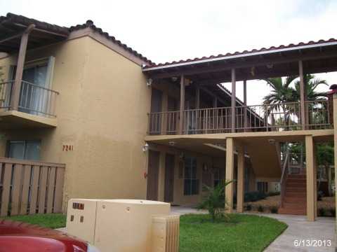 7241 Miami Lakes Dr Apt D8