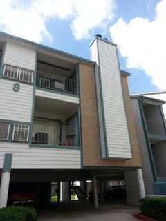 18515 Egret Bay Blvd Apt 906