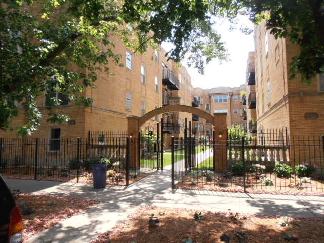 1641 W Farwell Ave Apt 3s